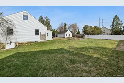42 Smith Street, Greenlawn, NY 11740 - Photo 30