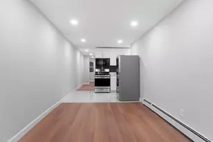 107-46 120th St, Richmond Hill, NY 11419 - Photo 2