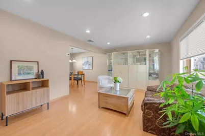 100 Brower Avenue, Woodmere, NY 11598 - Photo 4