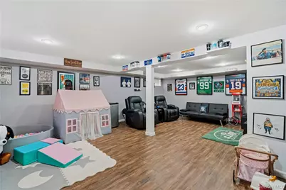 44 Robinson Street, Shoreham, NY 11786 - Photo 18