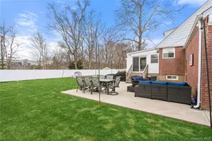 44 Robinson St, Shoreham, NY 11786 - Photo 20