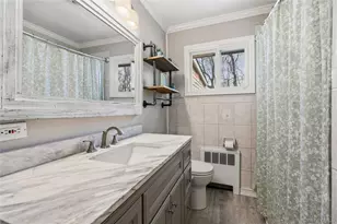 44 Robinson St, Shoreham, NY 11786 - Photo 12