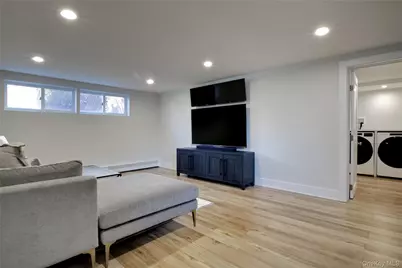 58 Roger Drive, Port Washington, NY 11050 - Photo 20