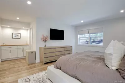 58 Roger Drive, Port Washington, NY 11050 - Photo 14