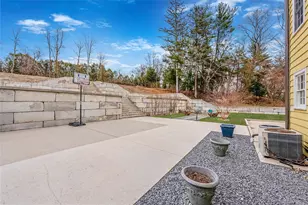 195 Cedar Swamp Rd, Glen Head, NY 11545 - Photo 4