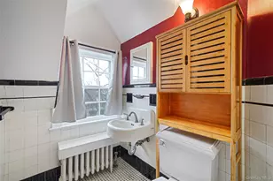 195 Cedar Swamp Rd, Glen Head, NY 11545 - Photo 42