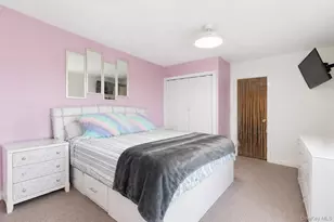 2630 Kingsbridge Terrace, Bronx, NY 10463 - Photo 10