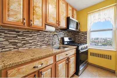 2630 Kingsbridge Terrace #7V-7VA, Bronx, NY 10463 - Photo 12