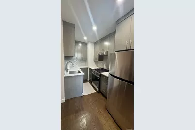 305 Sixth Ave #4C, Pelham, NY 10803 - Photo 2