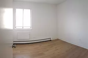 184-11 144th Rd, Springfield Gardens, NY 11413 - Photo 12