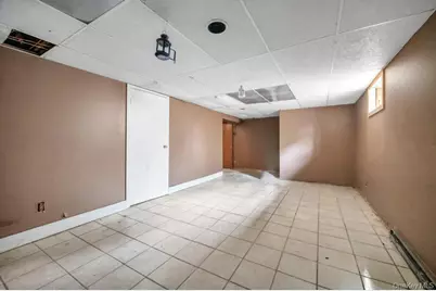 34 Pinelawn Avenue, Shirley, NY 11967 - Photo 28