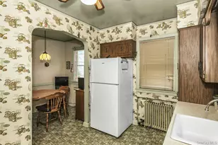 82-27 246th St, Bellerose, NY 11426 - Photo 8