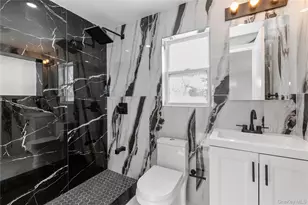 67 Ellison Ave, Freeport, NY 11520 - Photo 24