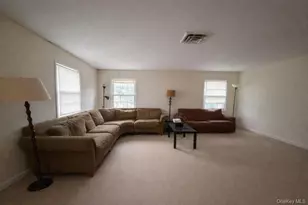 363 Oxhead Rd, Stony Brook, NY 11790 - Photo 6
