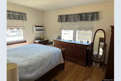 One Waverly Place, Valley Stream, NY 11580 - Photo 10