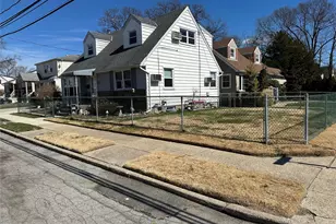 One Waverly Pl, Valley Stream, NY 11580 - Photo 2