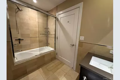 64-05 Yellowstone Boulevard #403S, Forest Hills, NY 11375 - Photo 28