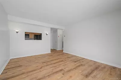 261 Ruth Court, Middletown, NY 10940 - Photo 8