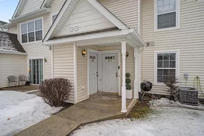 261 Ruth Court, Middletown, NY 10940 - Photo 2