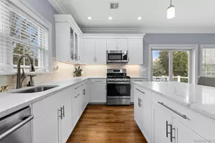 66 Arch Dr, Holbrook, NY 11741 - Photo 12