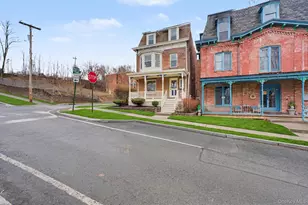 154 3rd St, Newburgh, NY 12550 - Photo 8