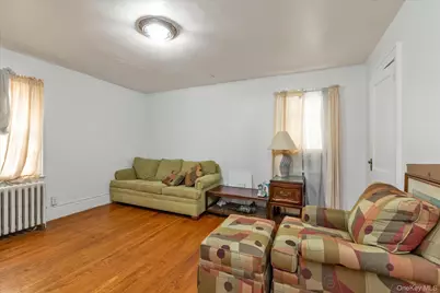 65 Belmont Parkway, Hempstead, NY 11550 - Photo 8