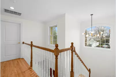 1127 Jensen Avenue, Mamaroneck, NY 10543 - Photo 16