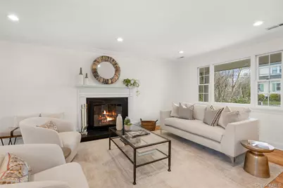 1127 Jensen Avenue, Mamaroneck, NY 10543 - Photo 8