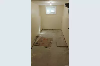 11633 198th Street, Saint Albans, NY 11412 - Photo 14