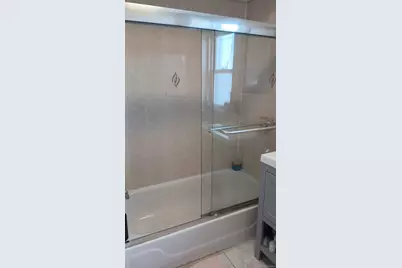 11633 198th Street, Saint Albans, NY 11412 - Photo 6