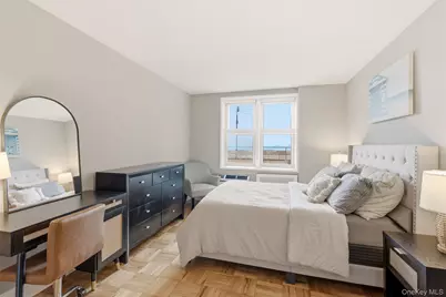 560 W, Broadway #1R, Long Beach, NY 11561 - Photo 24