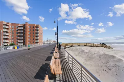 560 W, Broadway #1R, Long Beach, NY 11561 - Photo 2