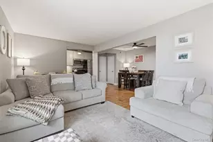 560 W Broadway, Long Beach, NY 11561 - Photo 4