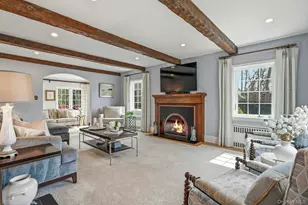 106 Thayer Rd, Manhasset, NY 11030 - Photo 6