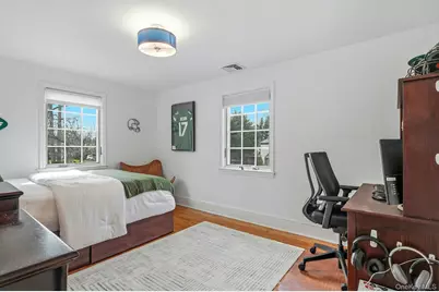 106 Thayer Road, Manhasset, NY 11030 - Photo 30