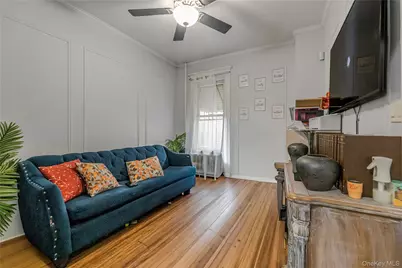 139 Voss Avenue, Yonkers, NY 10703 - Photo 28