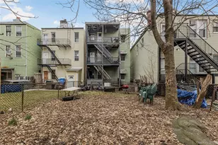 139 Voss Ave, Yonkers, NY 10703 - Photo 6