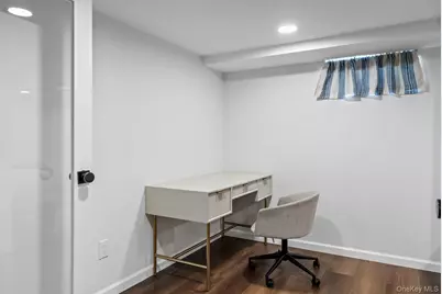 38 Chenango Drive, Bay Shore, NY 11706 - Photo 14