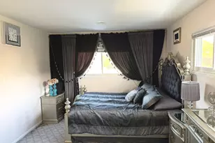 58 Narcissus Ave, Hicksville, NY 11801 - Photo 8