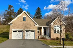 10 W Tilden Pl, Hopewell Junction, NY 12533 - Photo 2