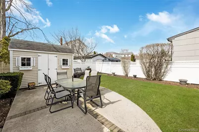 921 N 5th Street, New Hyde Park, NY 11040 - Photo 22
