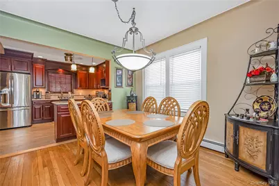 921 N 5th Street, New Hyde Park, NY 11040 - Photo 10