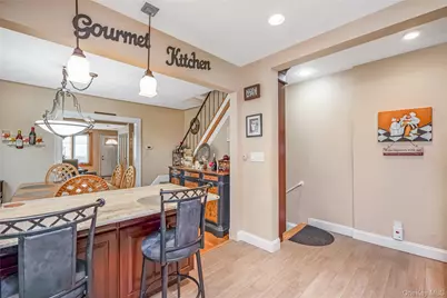 921 N 5th Street, New Hyde Park, NY 11040 - Photo 14