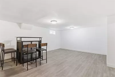 111 Shepherd Street, Rockville Centre, NY 11570 - Photo 22