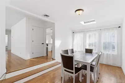 111 Shepherd Street, Rockville Centre, NY 11570 - Photo 10