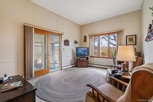 848 Hampshire Rd, Bay Shore, NY 11706 - Photo 12