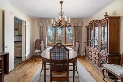 848 Hampshire Road, Bay Shore, NY 11706 - Photo 10