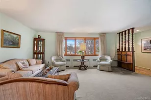 848 Hampshire Rd, Bay Shore, NY 11706 - Photo 8