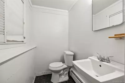 7 Jacqueline Road, Monsey, NY 10952 - Photo 28