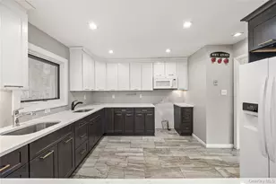 7 Jacqueline Rd, Monsey, NY 10952 - Photo 12